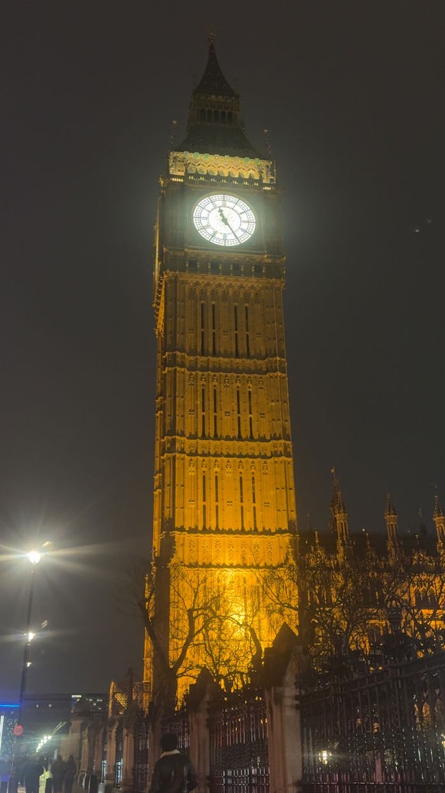 Naadm: Big Ben