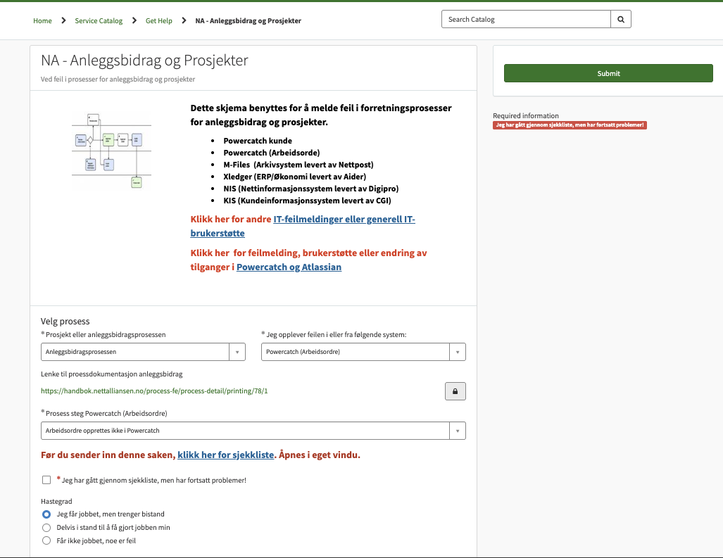 På neste side velger du prosess, aktuell løsning og går gjennom sjekklisten, før du eventuelt sender inn en feilmelding. 