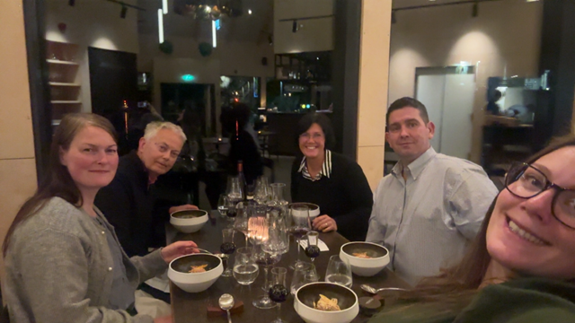 Fra venstre: Heidi Heggelund, Arild Stapnes, Liv Margot Sviland, Arne-Olav Thuestad og Hanne Johansen💚