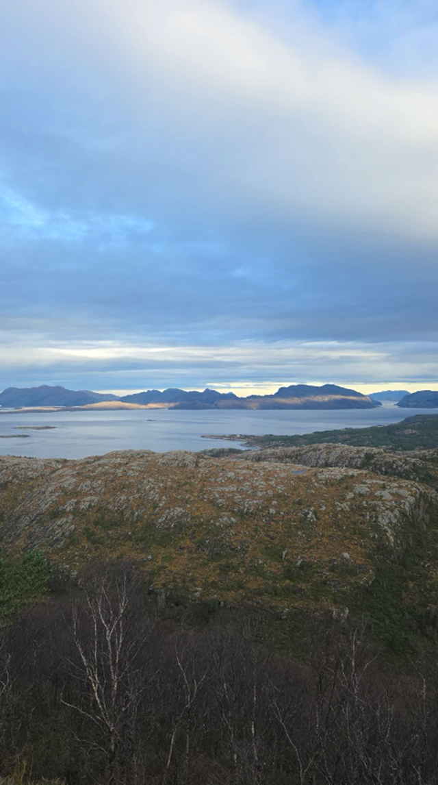 Lysna, Bodil: Hjortejakt i Eivindvik  